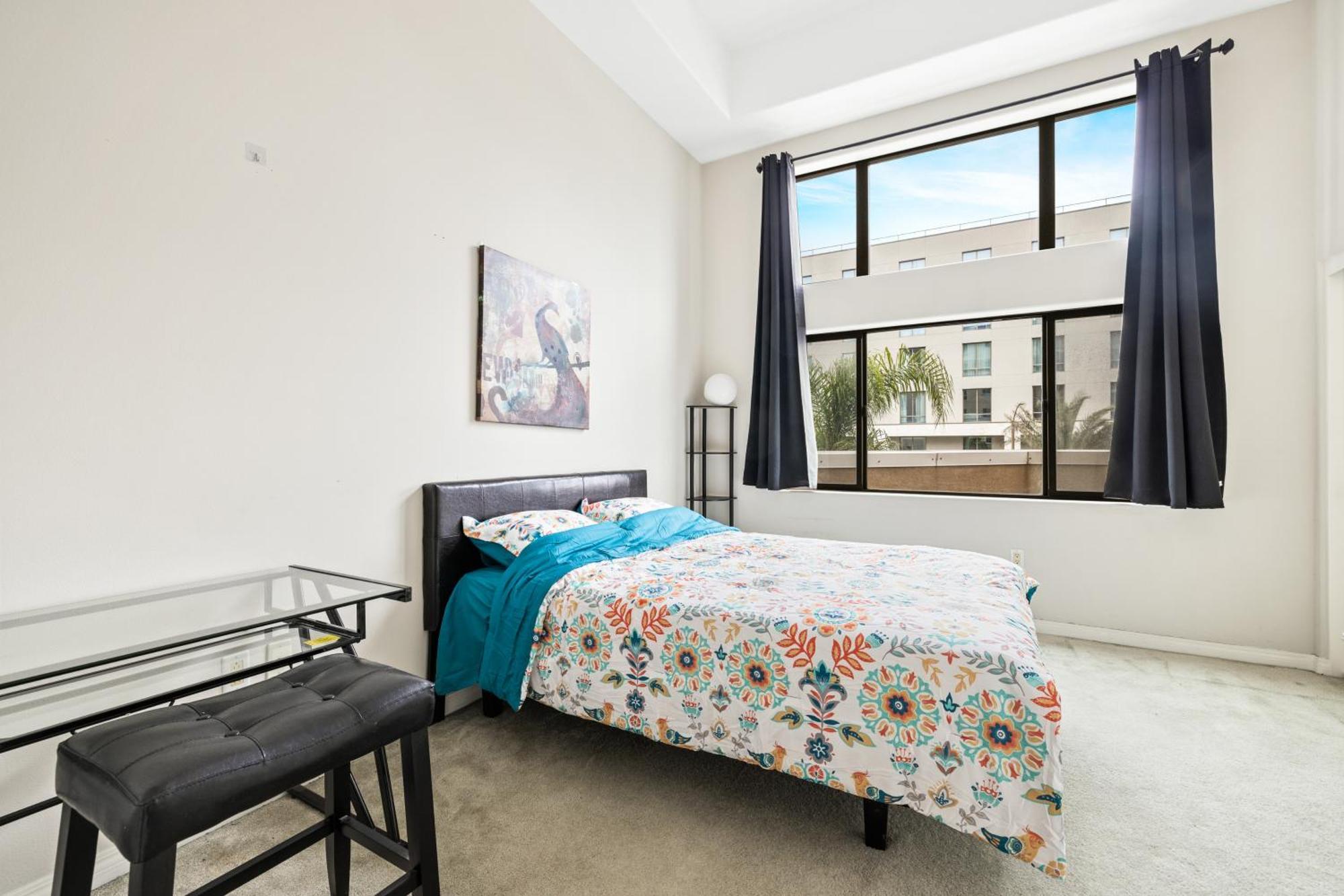 Apartment Ultimate La Vacation 2br W Pool Above Shops *
